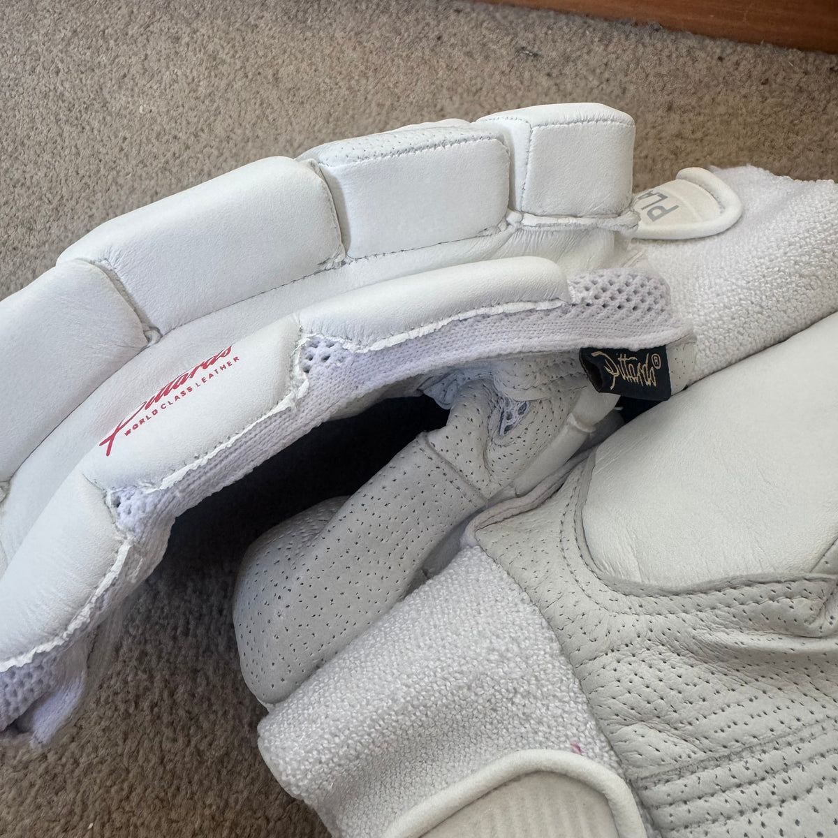 NEW RH Older Design Youth Players Gloves