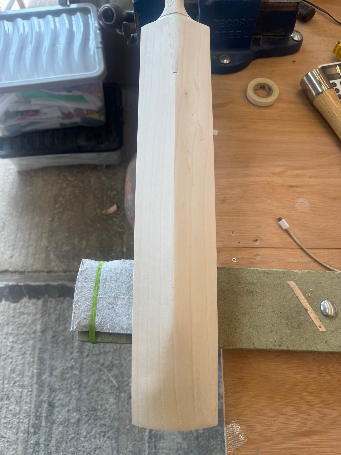 Grade 2, 2lbs 8oz, Mid-Low Middle - OX29 Handmade #295