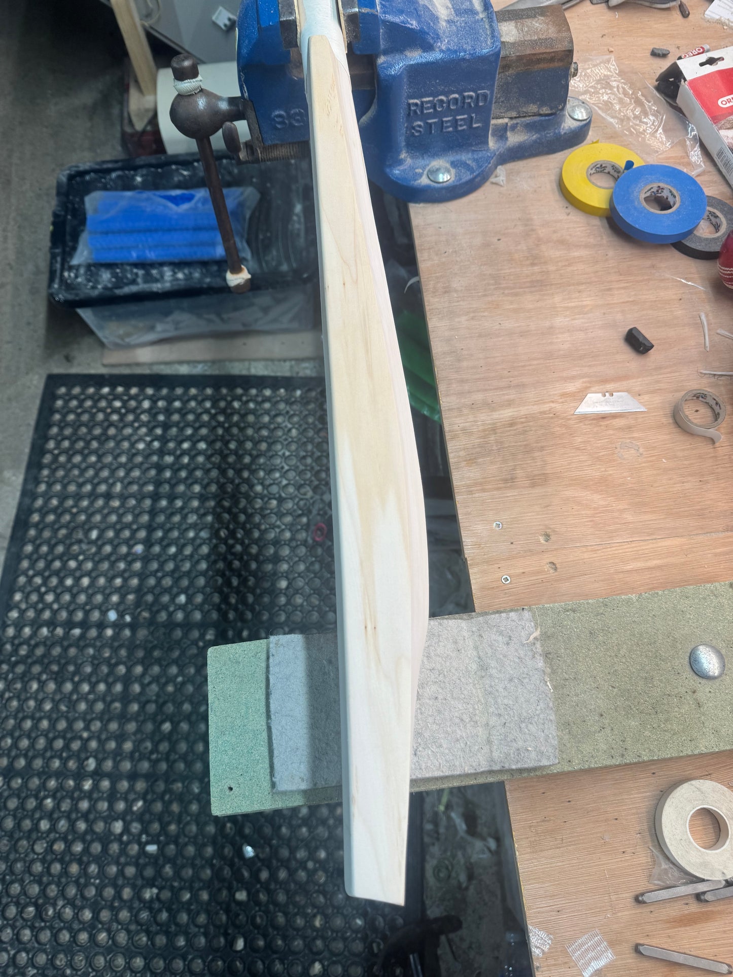 Players Grade, 2lbs 8.1oz Mid-Low Middle, OX29 Handmade #368