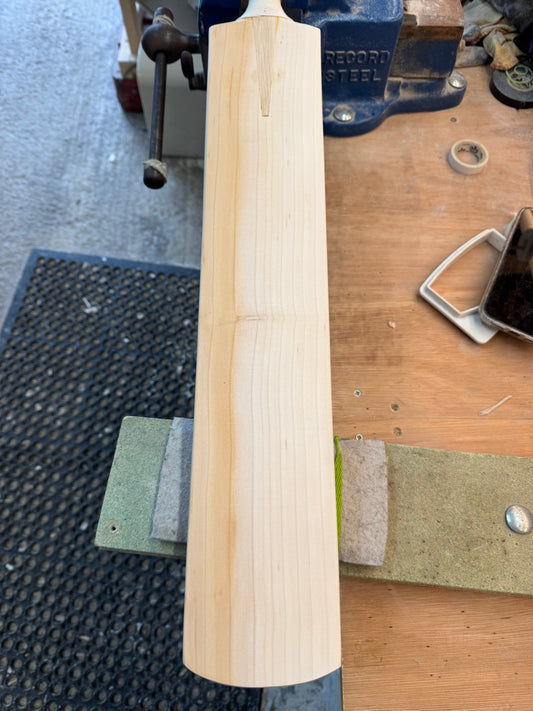 Grade 2, 2lbs 9.6oz Mid-Low Middle - OX29 Handmade #359