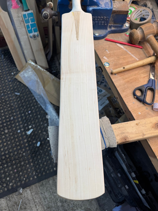 Players Grade, 2lbs 8.7oz Mid-Low Middle, OX29 Handmade #518