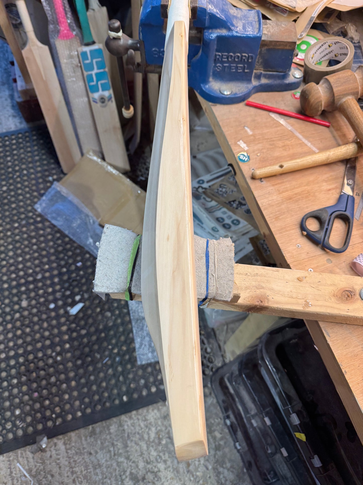 Players Grade, 2lbs 9oz Mid-Low Middle, OX29 Handmade #519