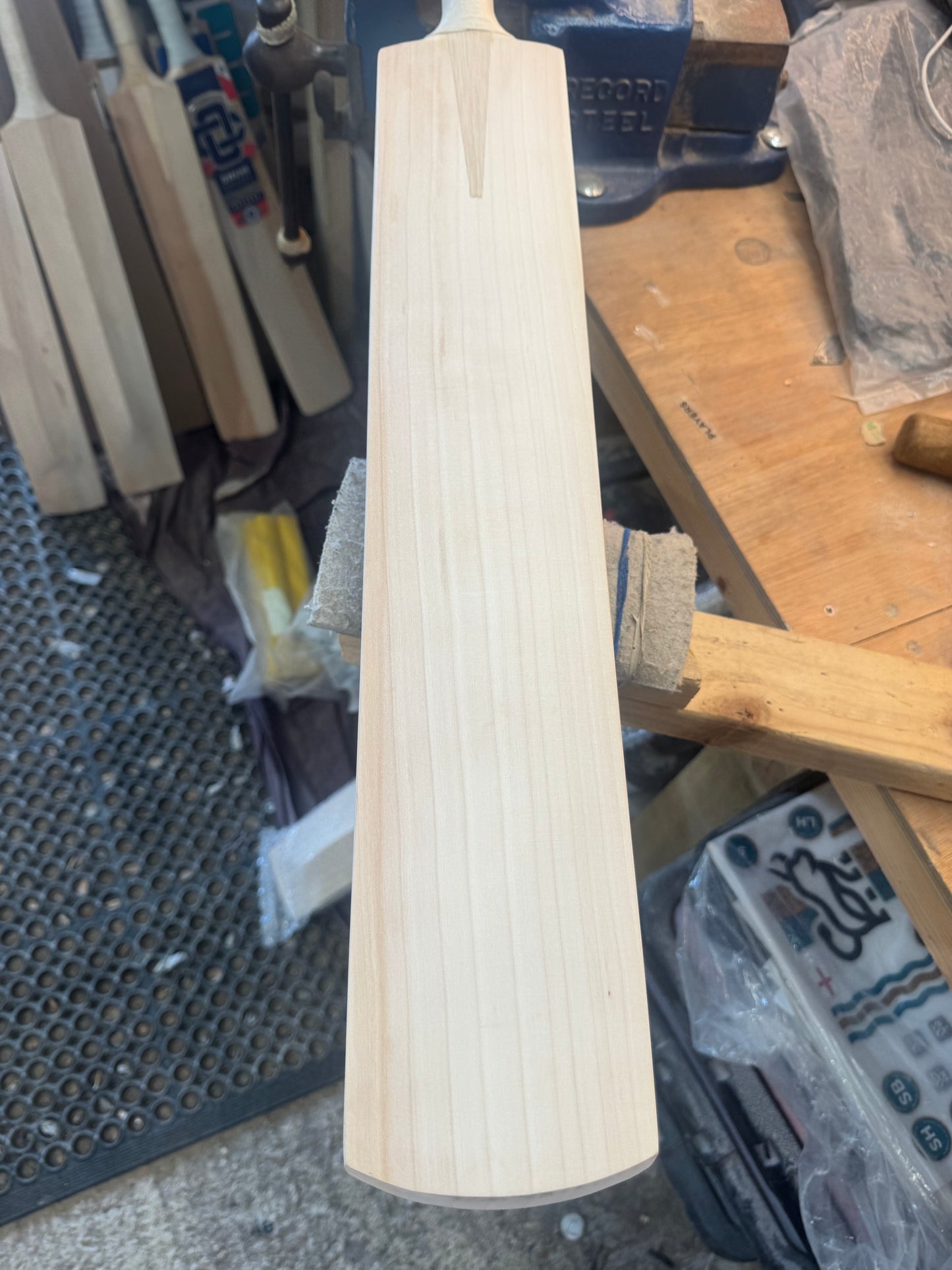 Grade 1, 2lbs 10.2oz Mid-Low Middle, OX29 Handmade #492