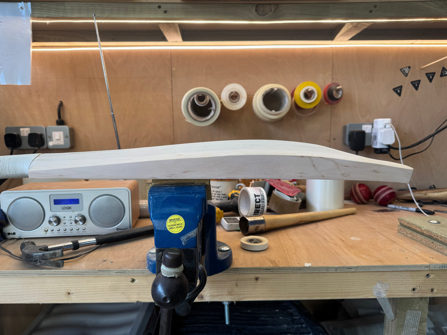 Grade 3, 2lbs 10.4, Mid-Low Middle - OX29 Handmade #301