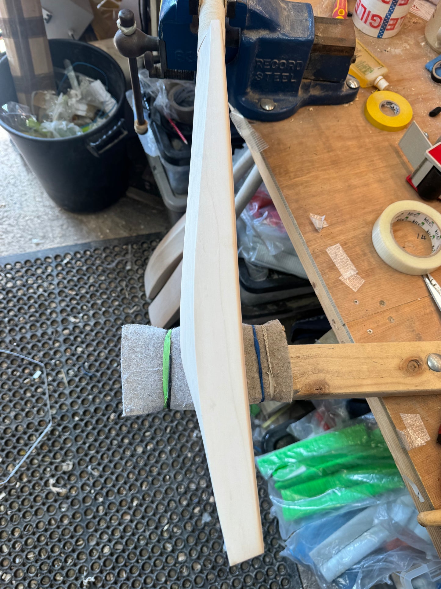 Grade 3, 2lbs 9.4oz Mid-Low Middle, OX29 Handmade #406