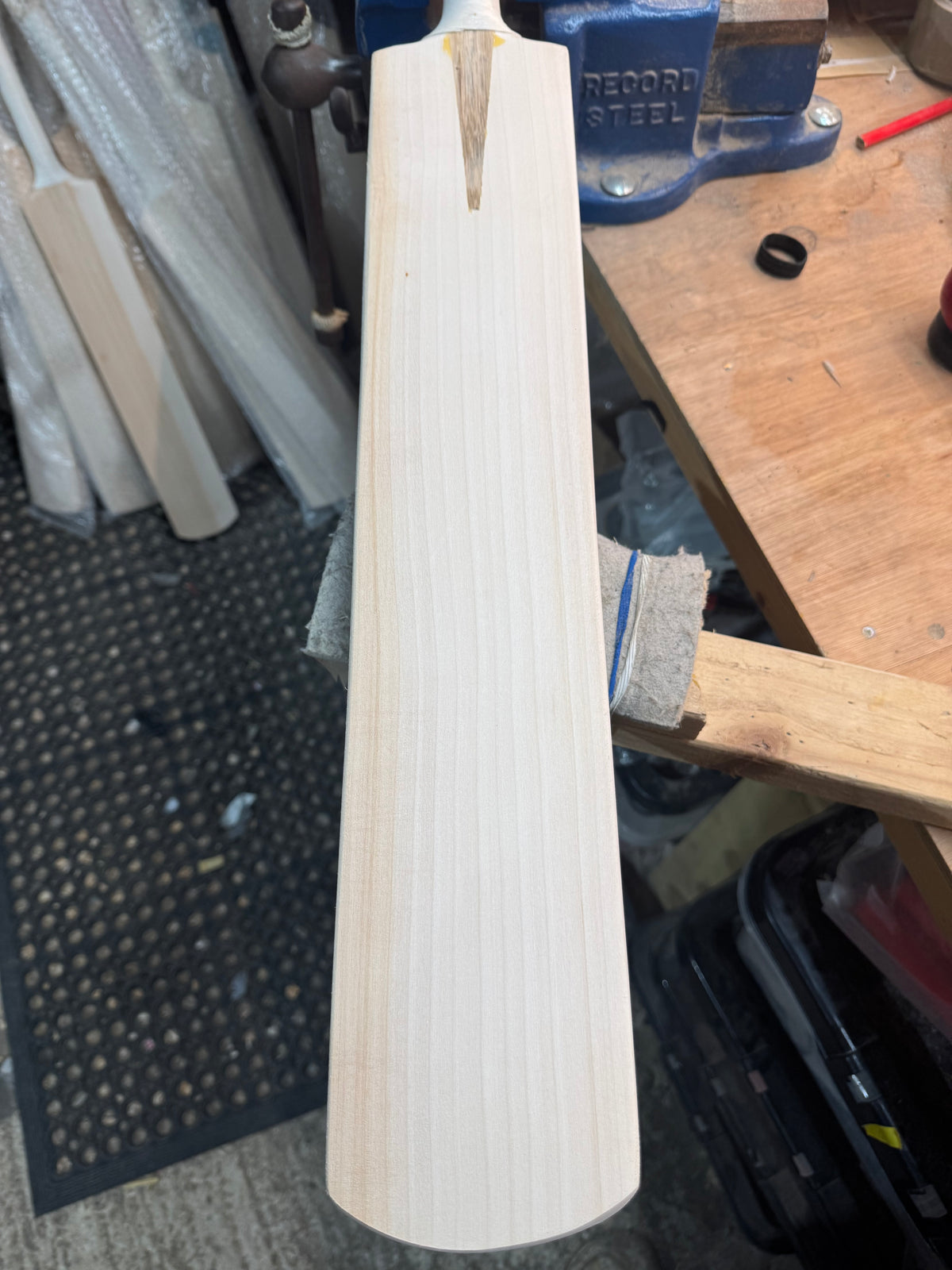 Grade 1 Plus, 2lbs 8.9oz, Classic Shape, OX29 Handmade #550