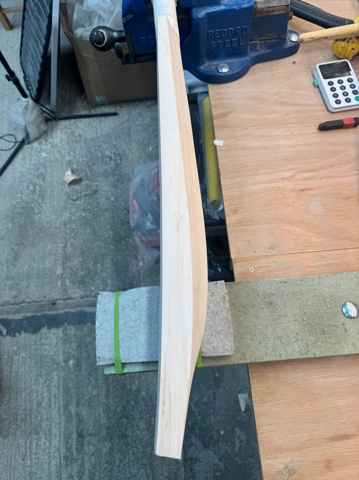 Grade 2, 2lbs 8.1oz, Mid-Low Middle - OX29 Handmade #291