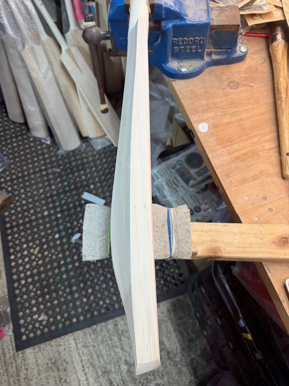STORM - Grade 1 Plus, 2lbs 11.4, Classic Shape, OX29 Handmade #564