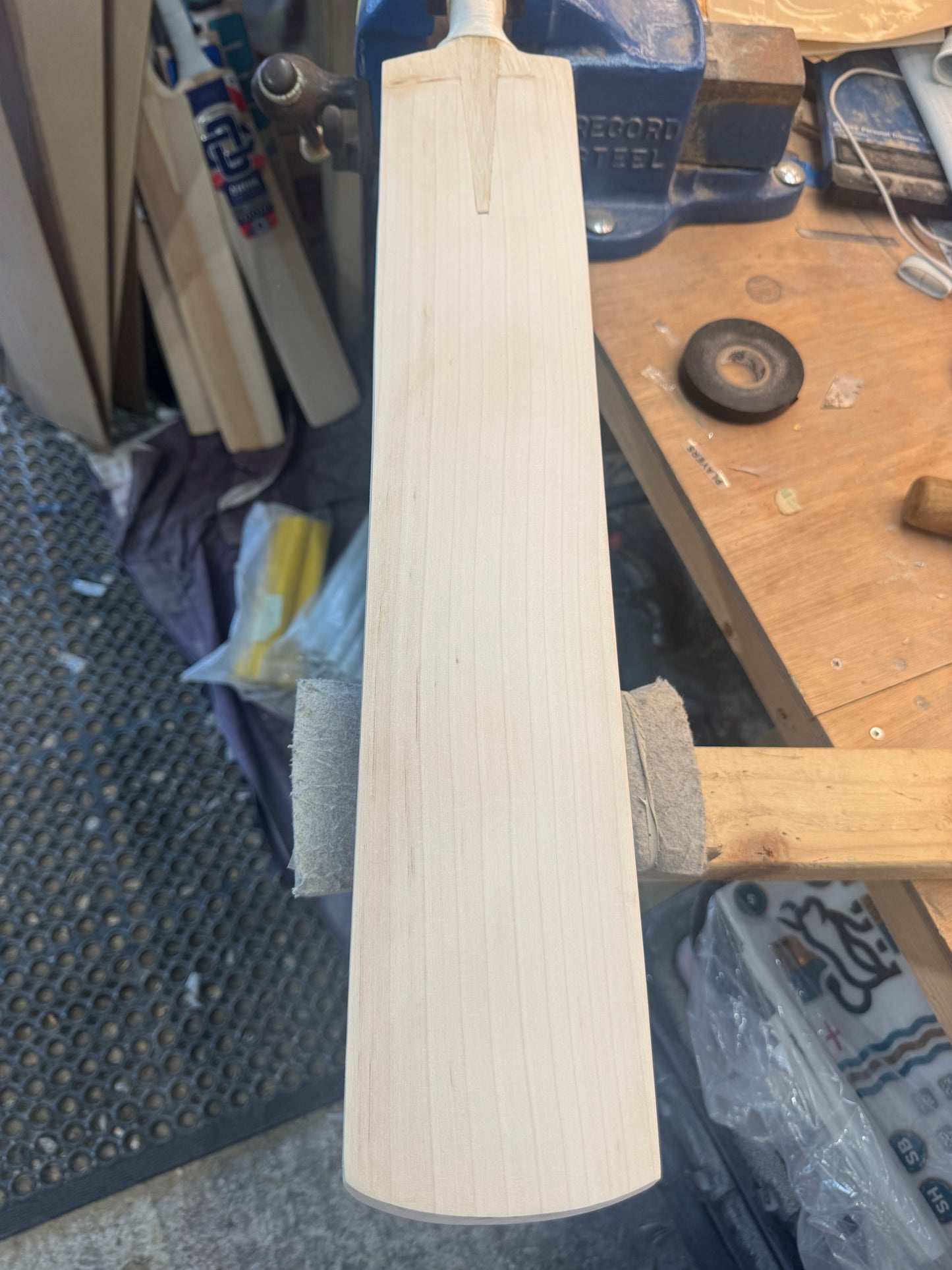 DEFECT Grade 1, 2lbs 7.7oz Mid-Low Middle, OX29 Handmade #490