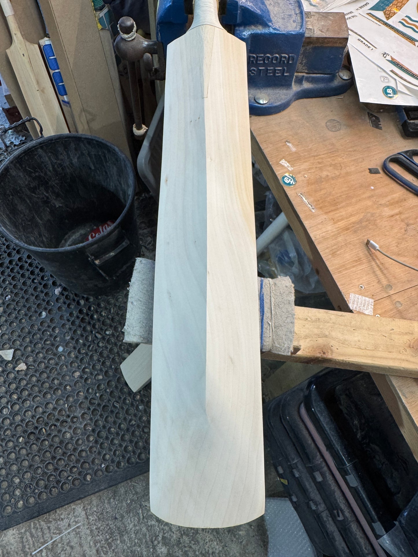 FAULT Grade 3, 2lbs 7.6oz Mid-Low Middle, OX29 Handmade #508