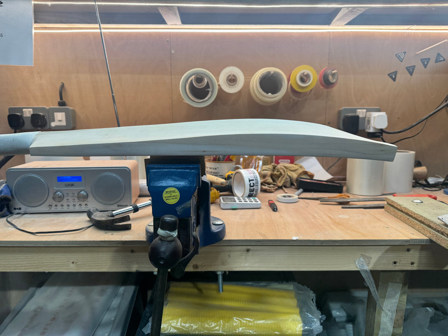 Grade 2, 2lbs 9oz, Low Middle - OX29 Handmade #285