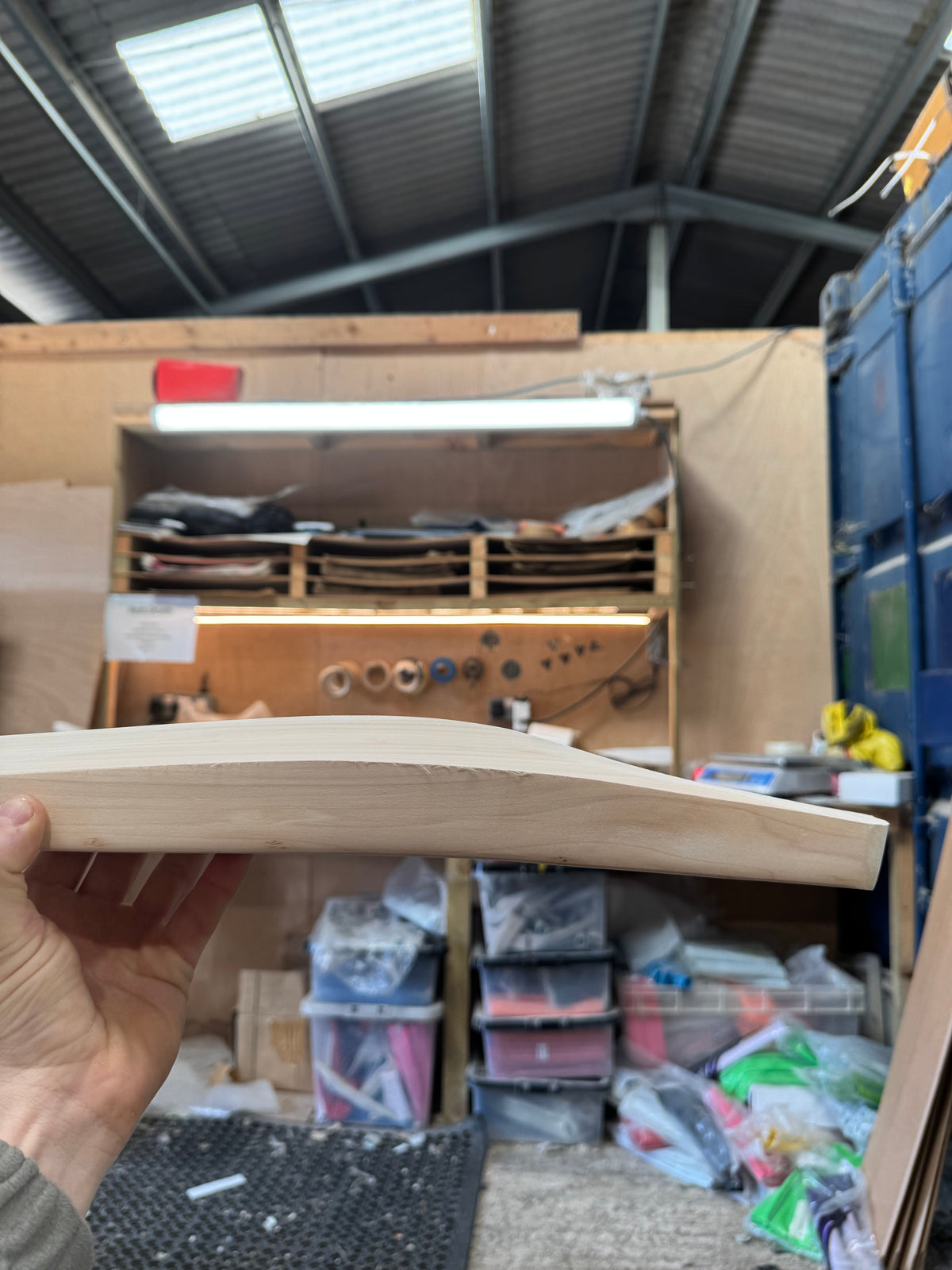 Grade 3, 2lbs 10.5, Mid-Low Middle, OX29 Handmade #561