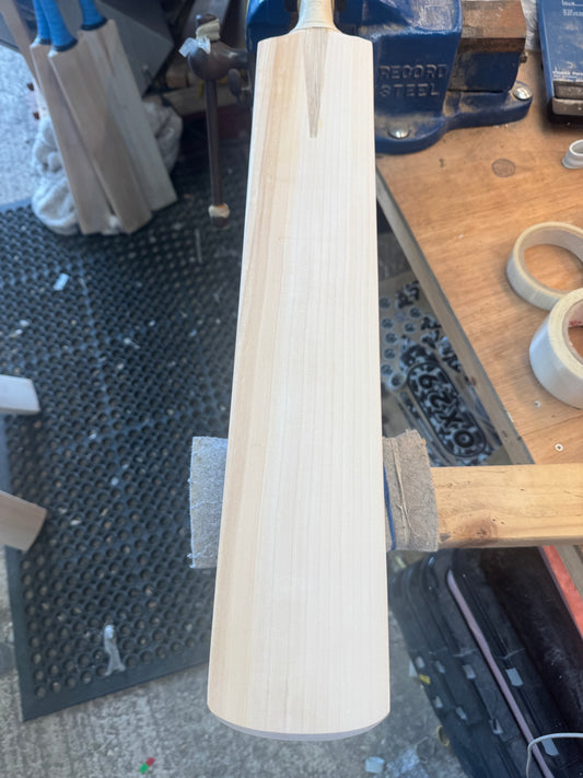 Grade 1 Plus FULL SHAPE, 2lbs 8oz Mid-Low Middle, OX29 Handmade #451