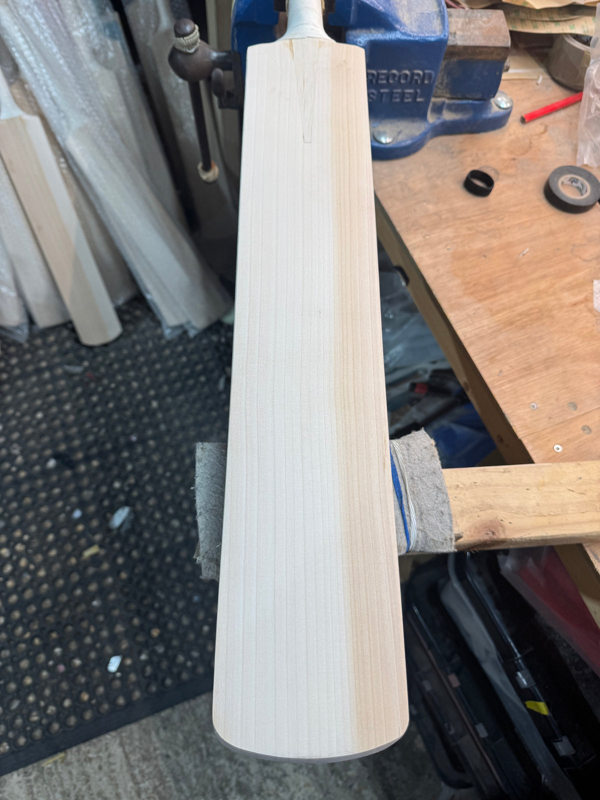 Grade 1 Plus, 2lbs 11.1oz, Low Middle, OX29 Handmade #553