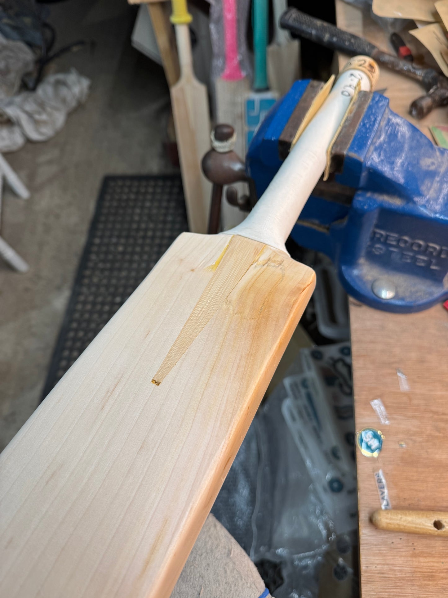 Players Grade, 2lbs 9.2oz Low Middle, OX29 Handmade #522
