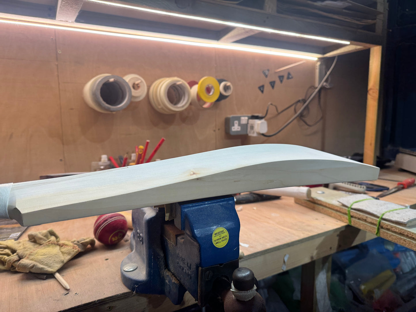 Players Grade, 2lbs 9.5oz Mid-Low Middle - OX29 Handmade #326