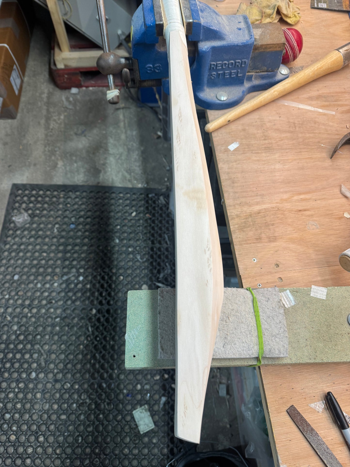 Players Grade, 2lbs 8.8oz Mid-Low Middle - OX29 Handmade #327