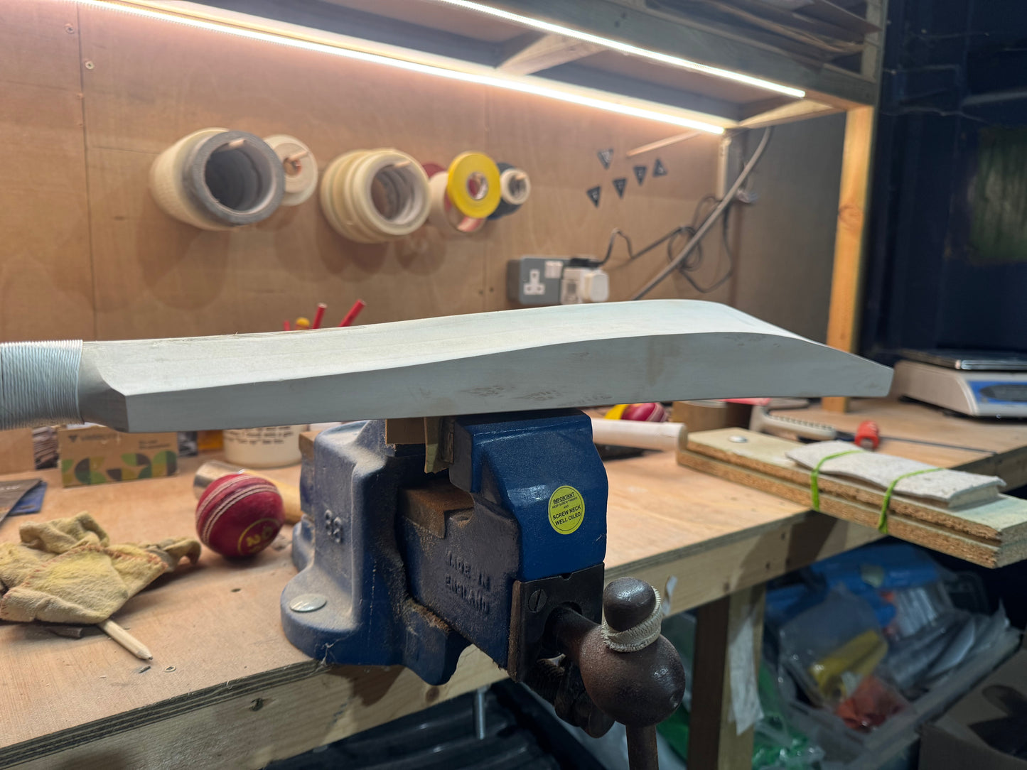 Players Grade, 2lbs 8.8oz Mid-Low Middle - OX29 Handmade #327