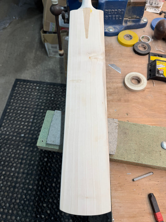 Grade 2, 2lbs 7.3oz Mid-Low Middle, OX29 Handmade #388