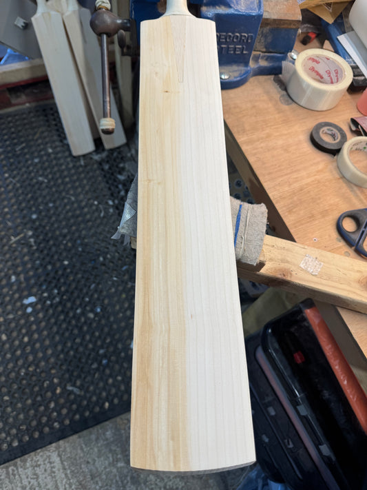 Players Grade, 2lbs 9.9oz Mid-Low Middle, OX29 Handmade #443