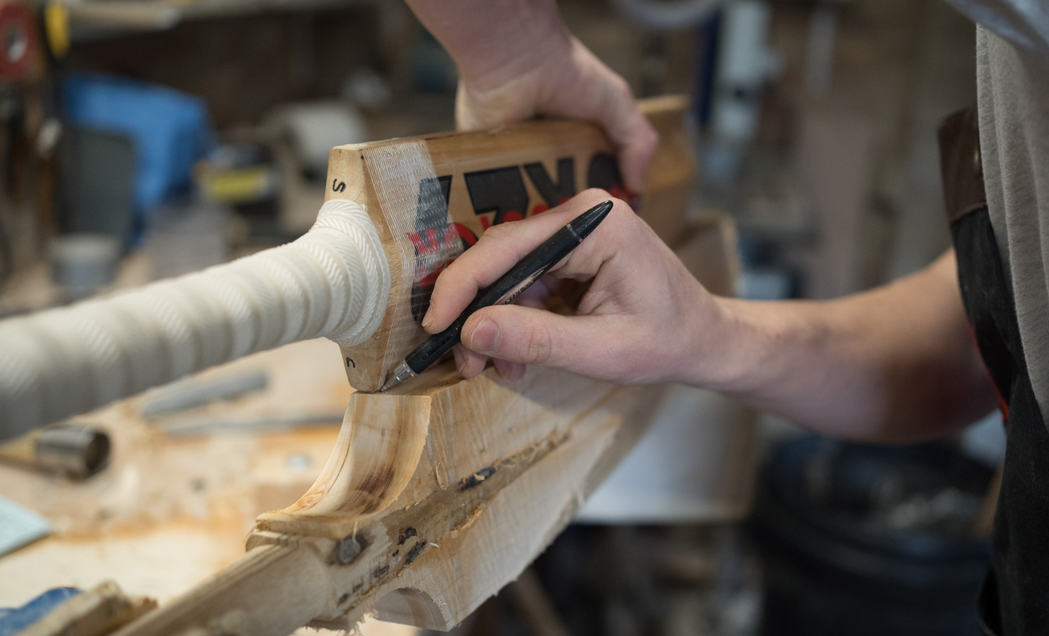 Custom Handmade Cricket Bats, Repairs & Equipment in Oxford, UK. OX29